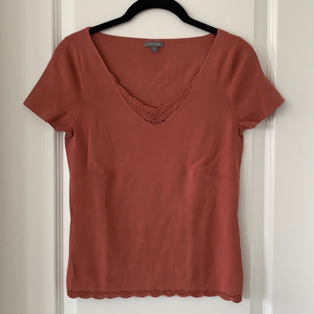 ANN TAYLOR Silk Blend Lace Detail Short Sleeves Top Size Small
